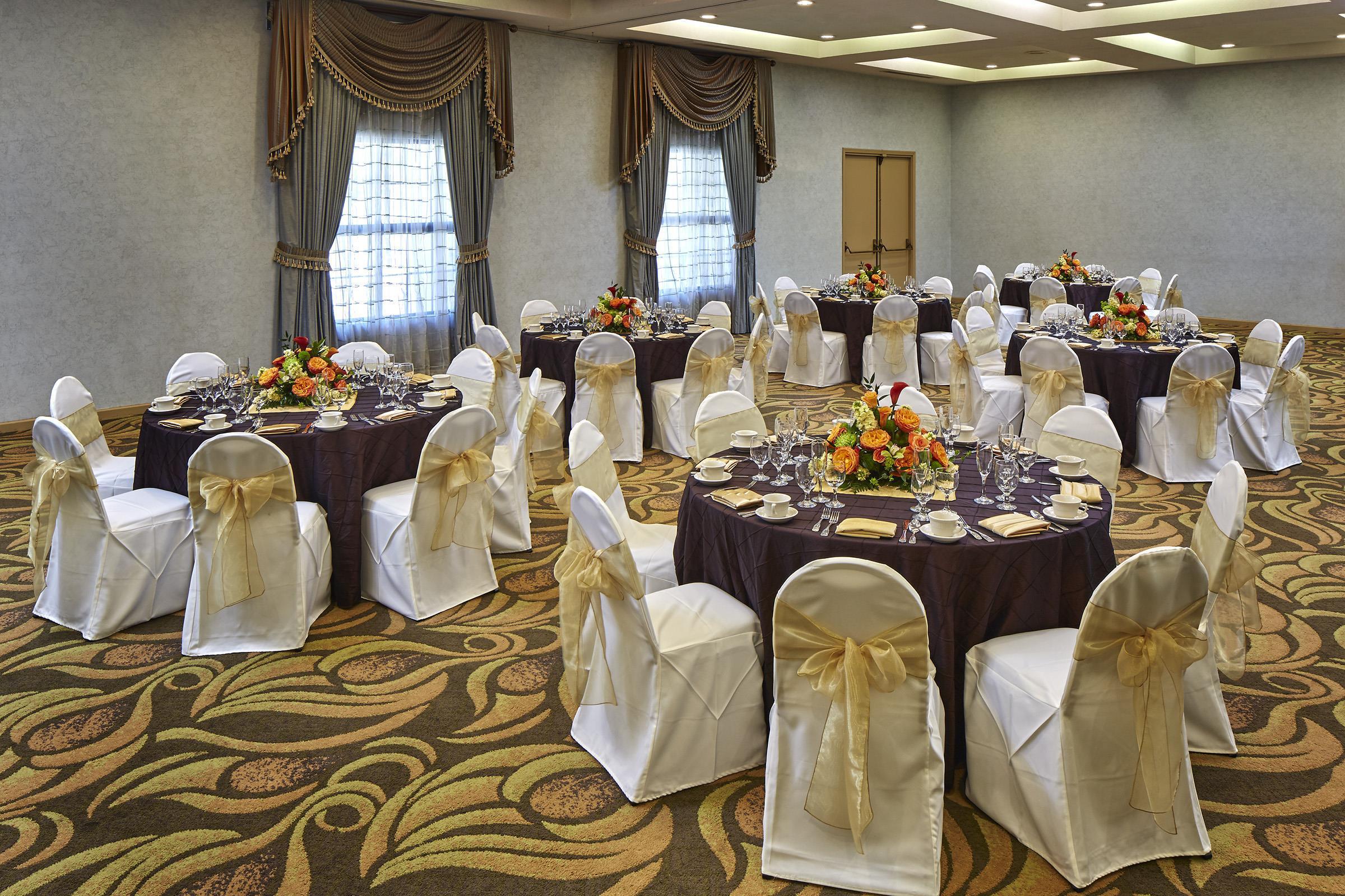 Western Royale & Hotel Simi Valley