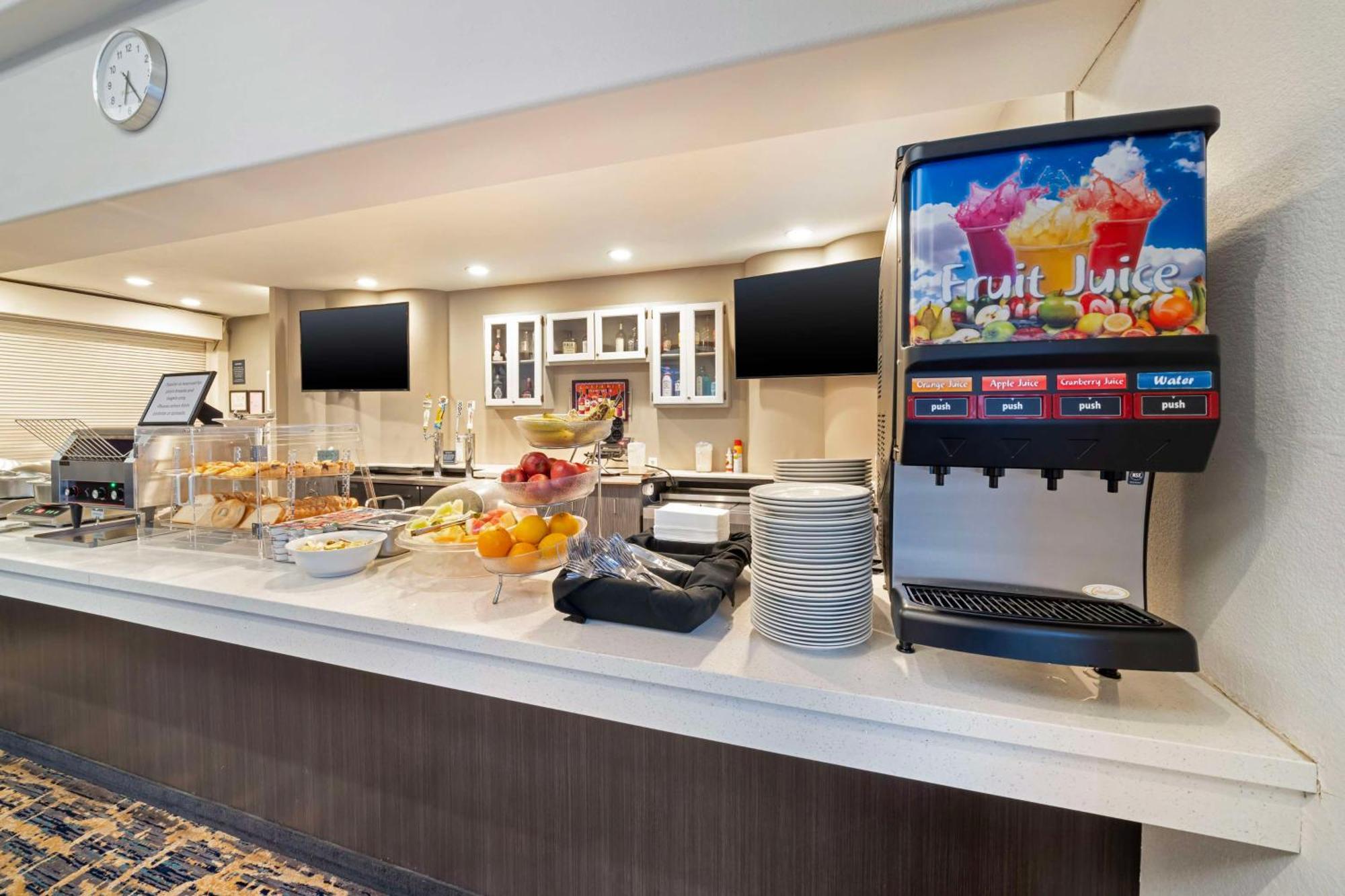 Western Royale & Hotel 3*