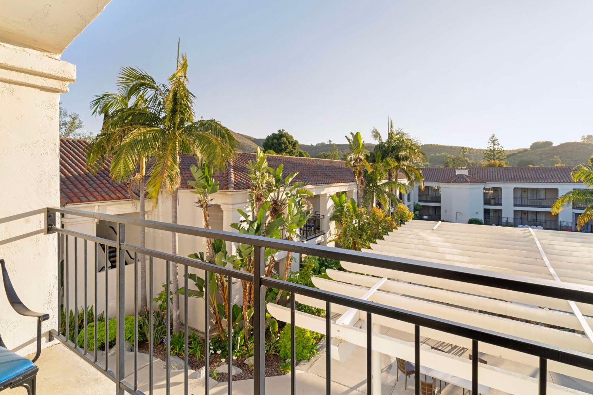 Western Royale Hotel&suites 3*